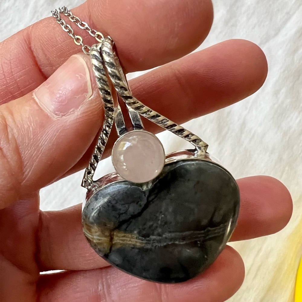 925 Love + Protection Rose Quartz + Banded Onyx Heart ❤️ Necklace Pendant - Picture 5 of 7